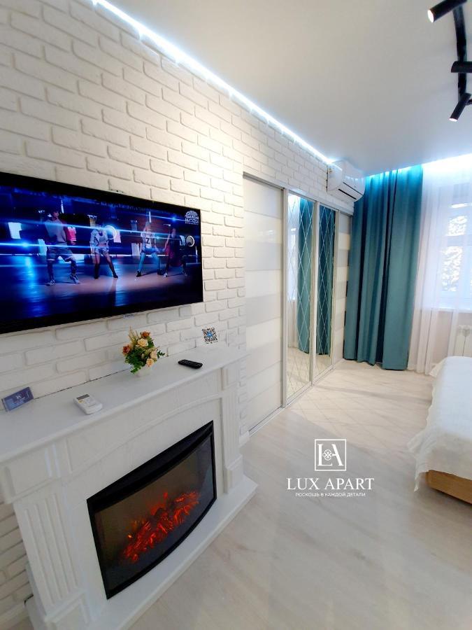 Lux Апартаменты В Центре Караганды На 45 Квартале Karagandy Exterior foto
